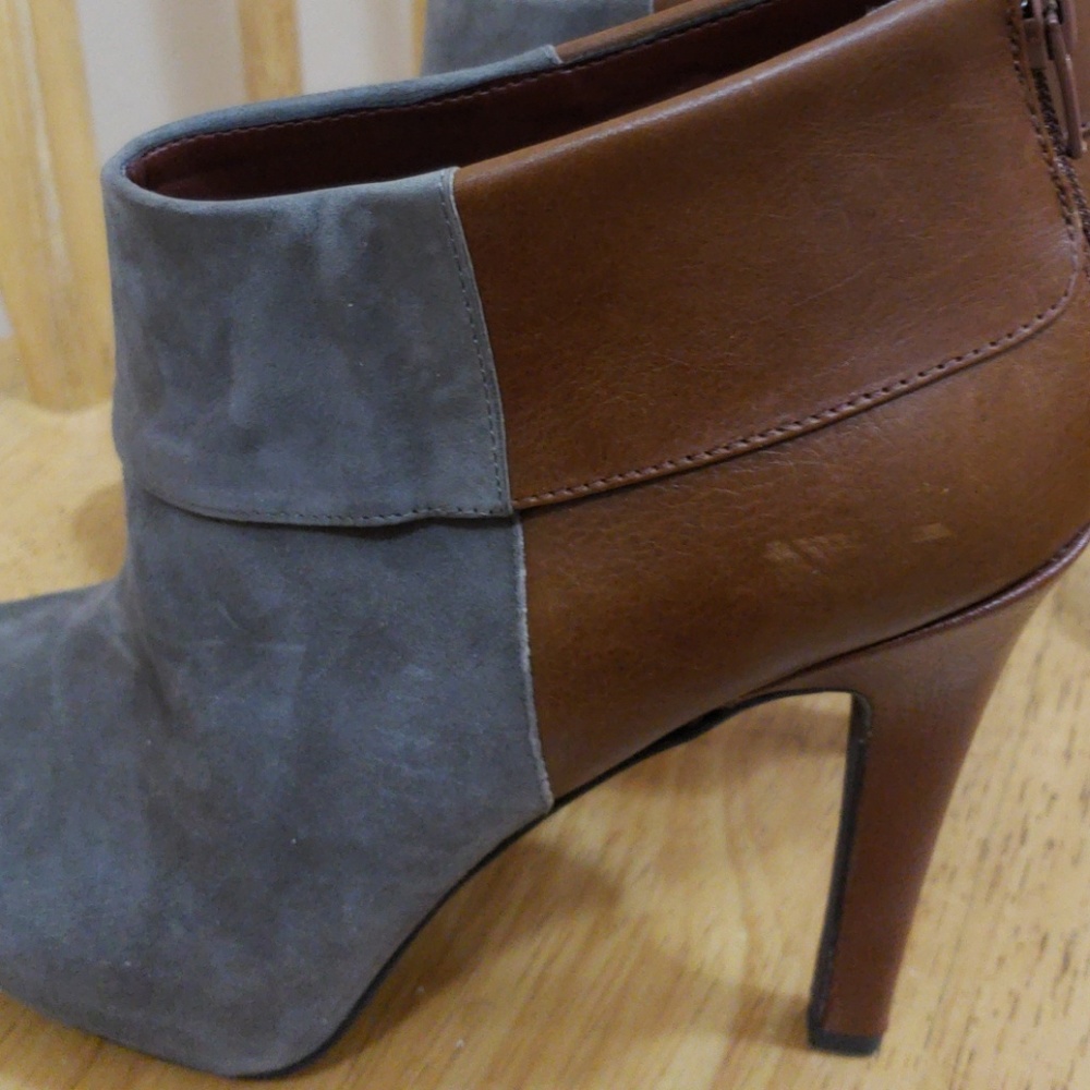 Jessica Simpson booties - Picture 3 of 5